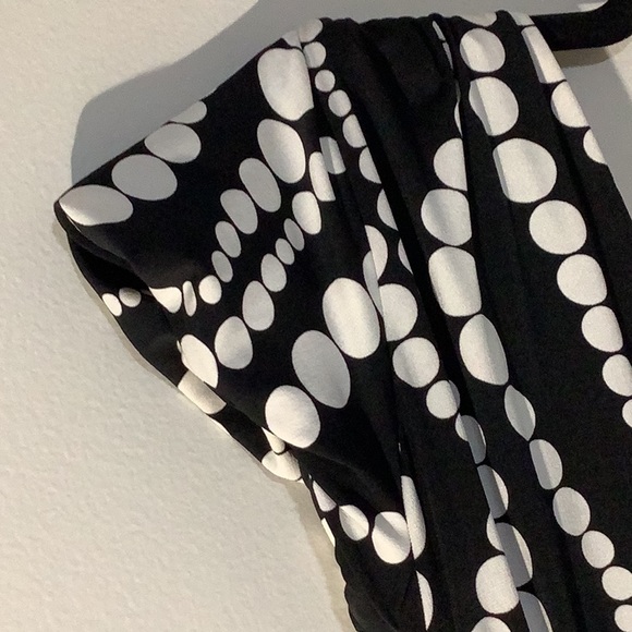 Roulette Women Polka Dot Dress - Picture 5 of 8